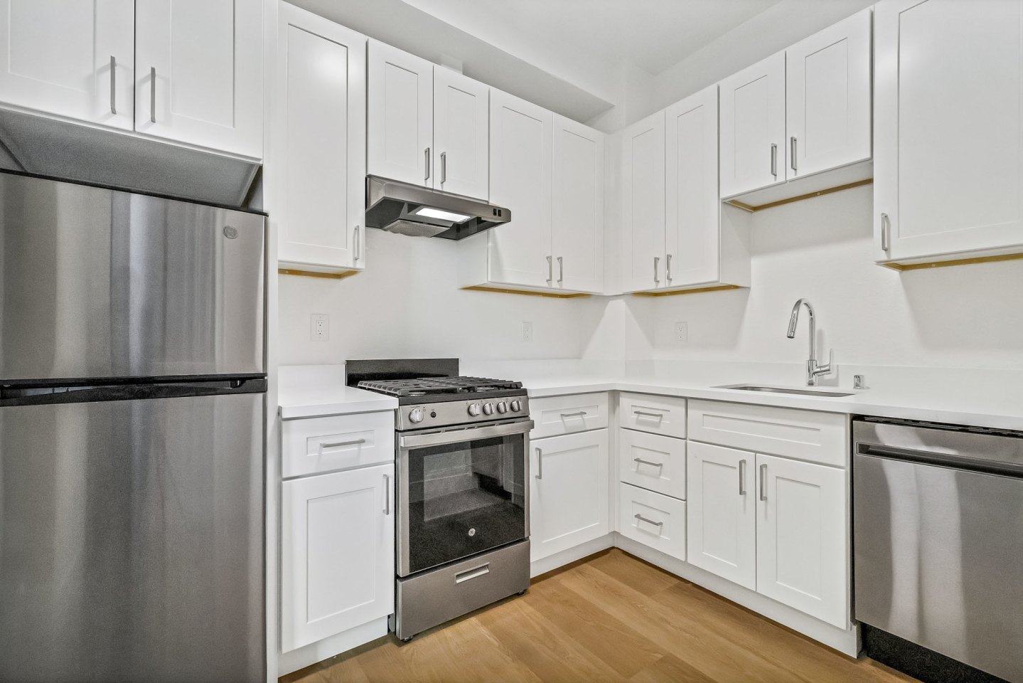605 Jones Image 23