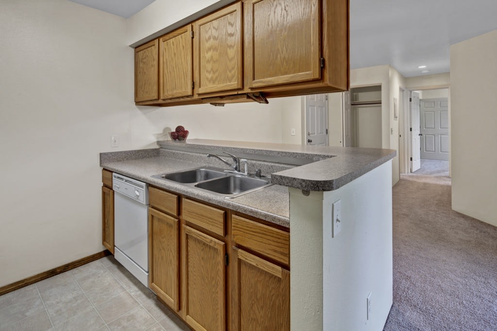 La Maisonnette Apartment Homes Image 9