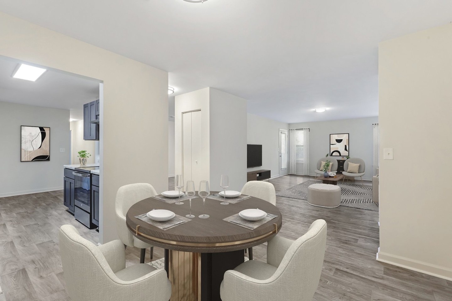 Riverchase Landing Image 28