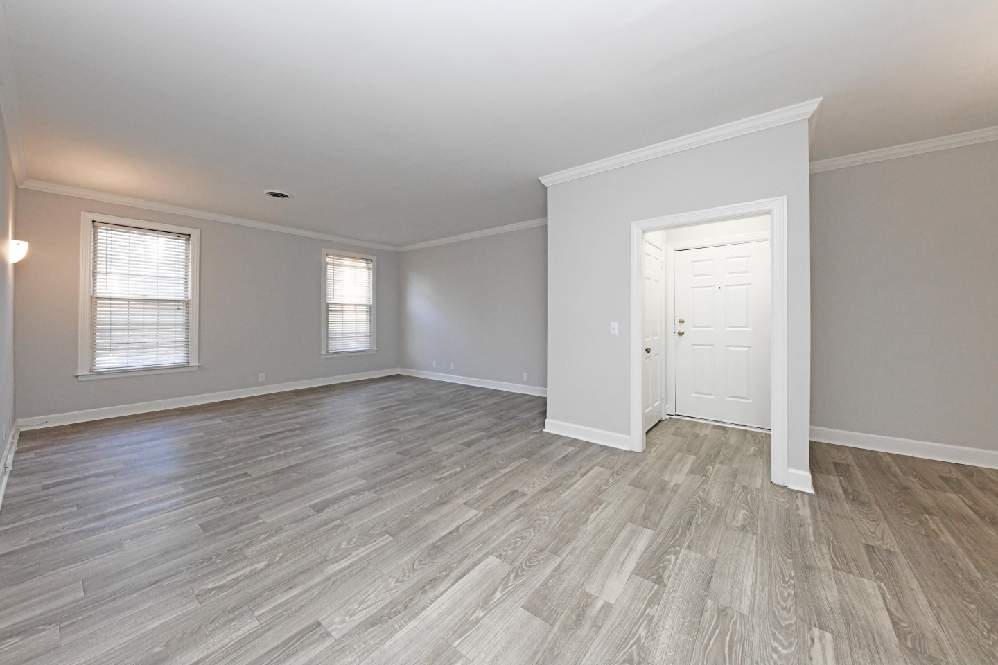 Chowning Square Image 7