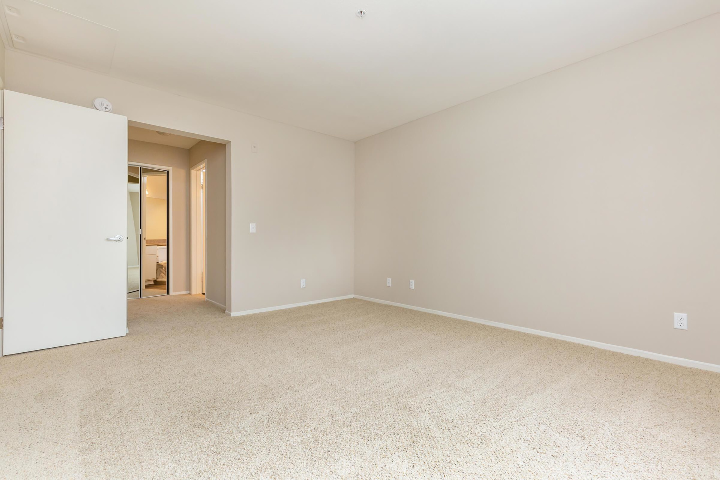 Wood Canyon Villa Apartment Homes Image 43
