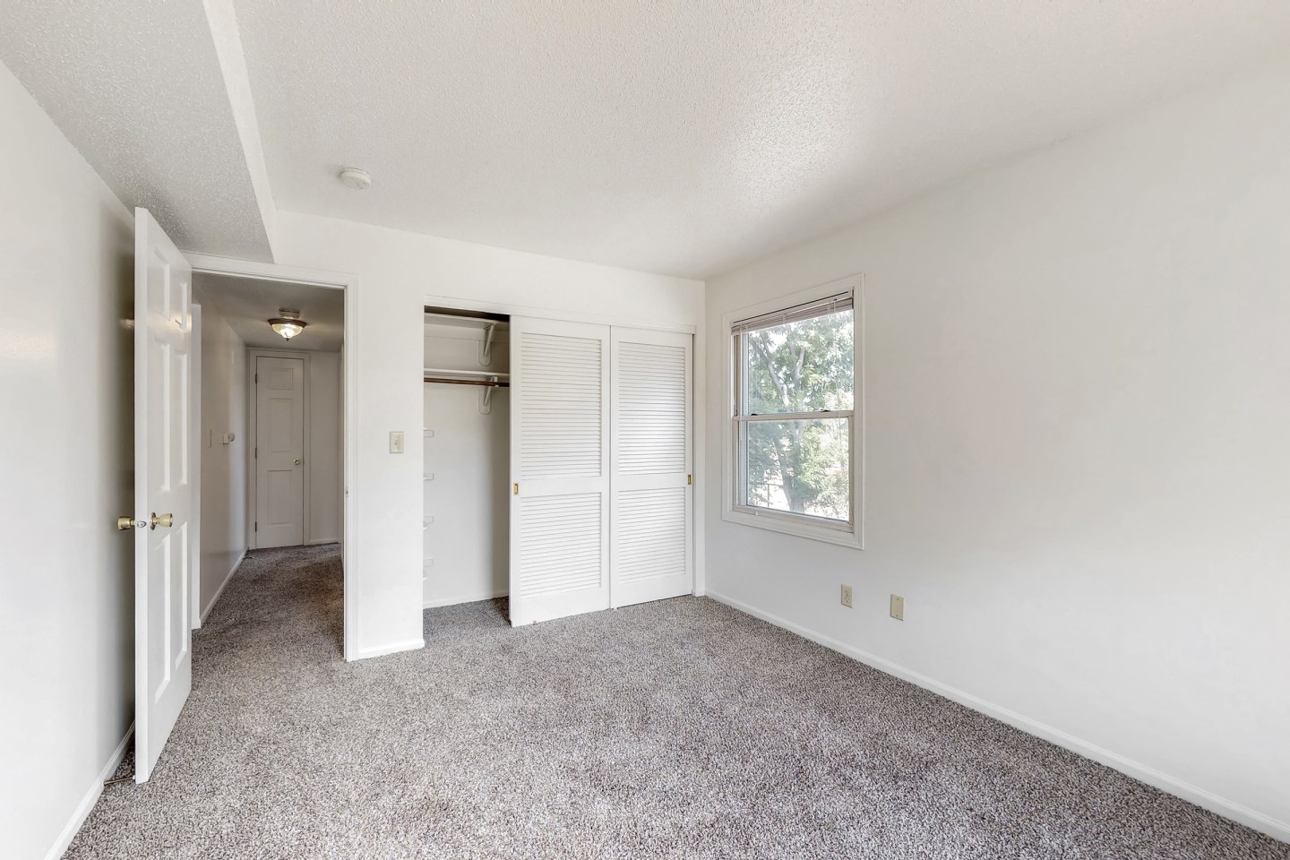 31st Street Apartments Image 21