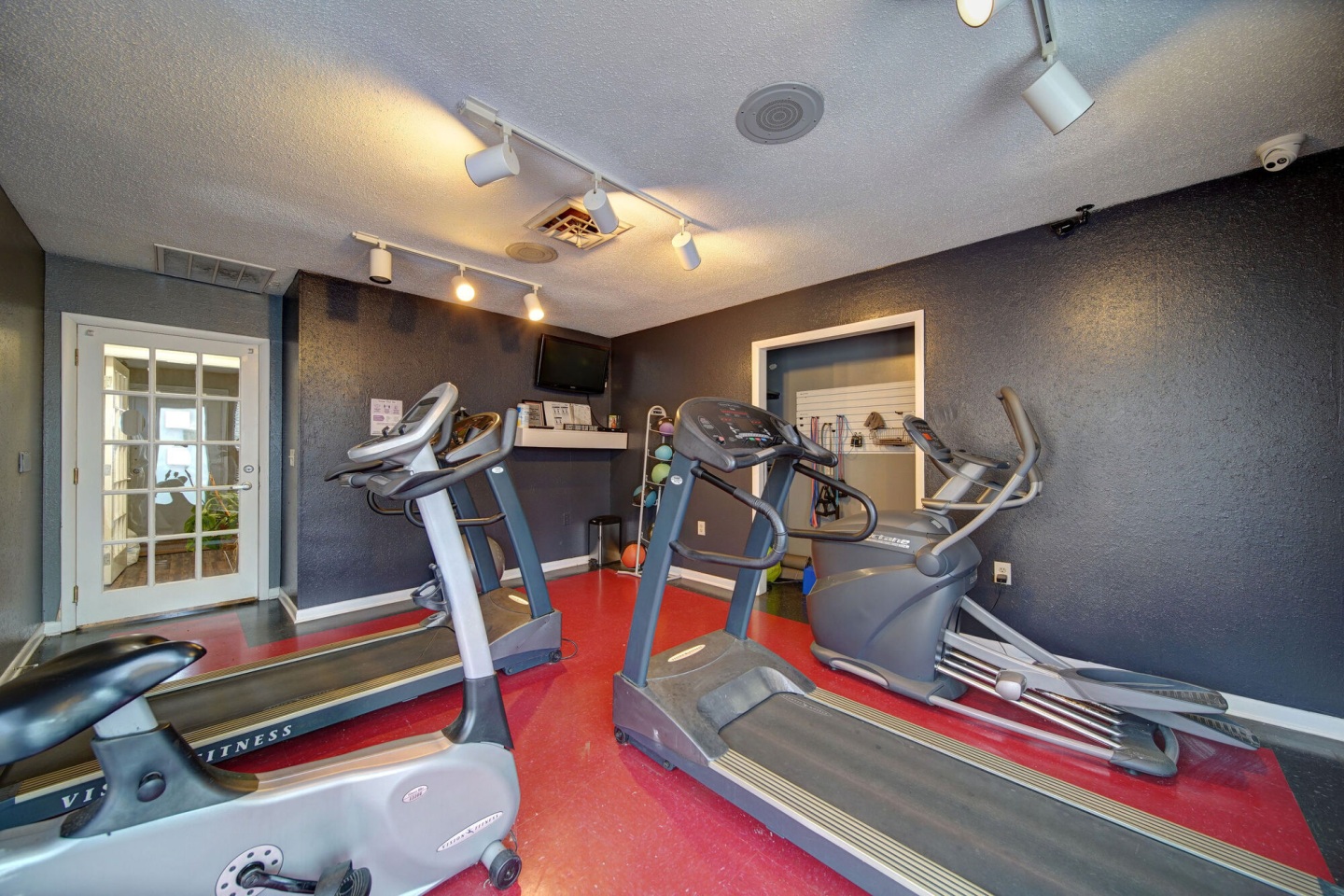 Creekside Apartments Image 8