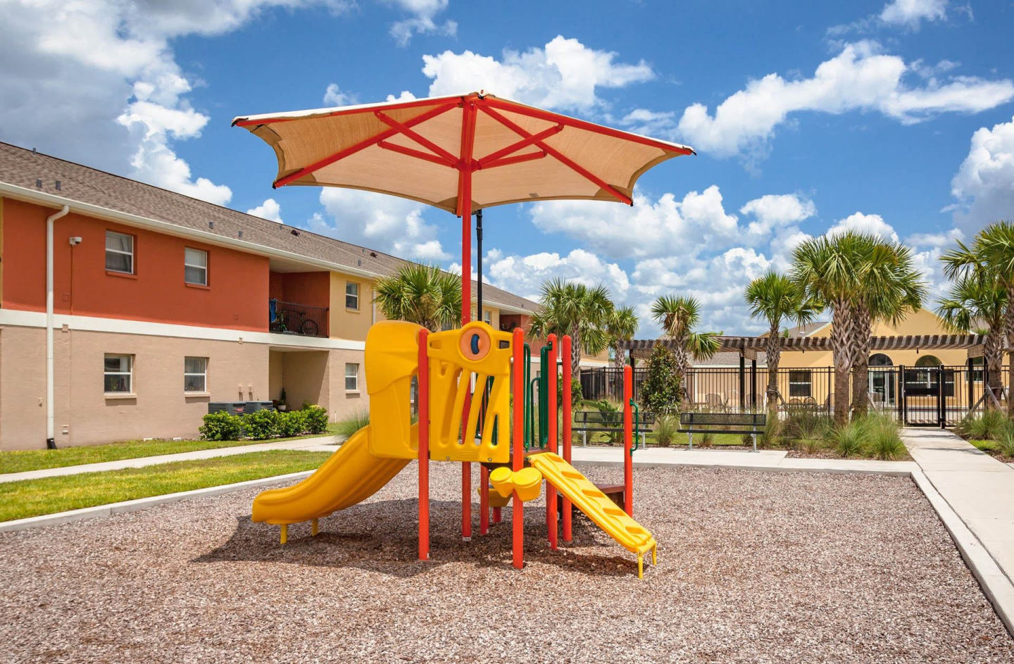 Regency Palms Apartments - Affordable Housing Image 8