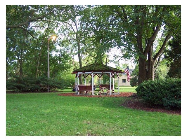 Ridge Manor Image 17