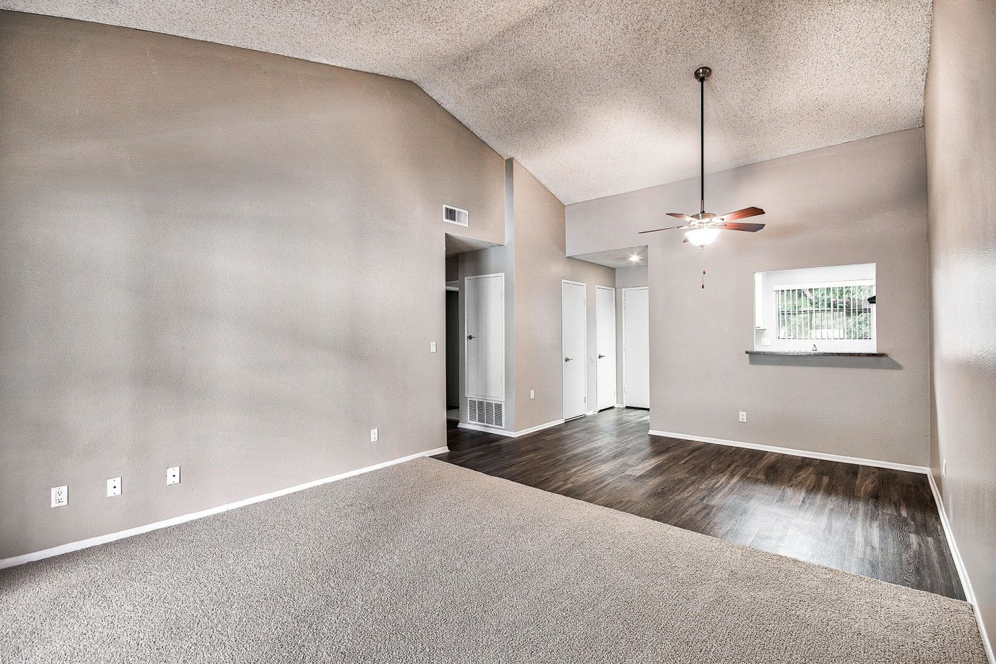 Oak Tree Court Image 24