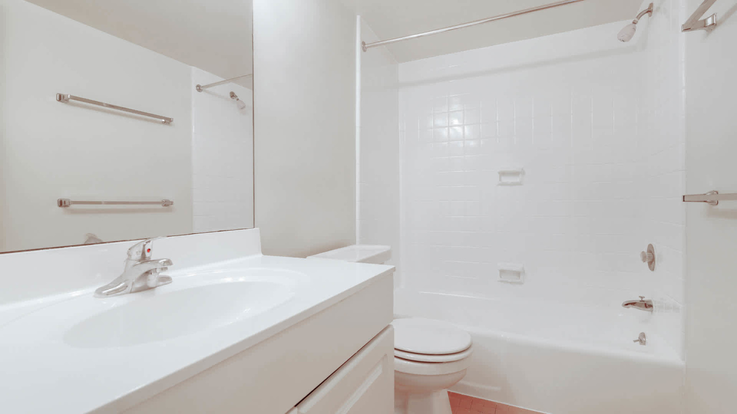 3003 Van Ness Image 21