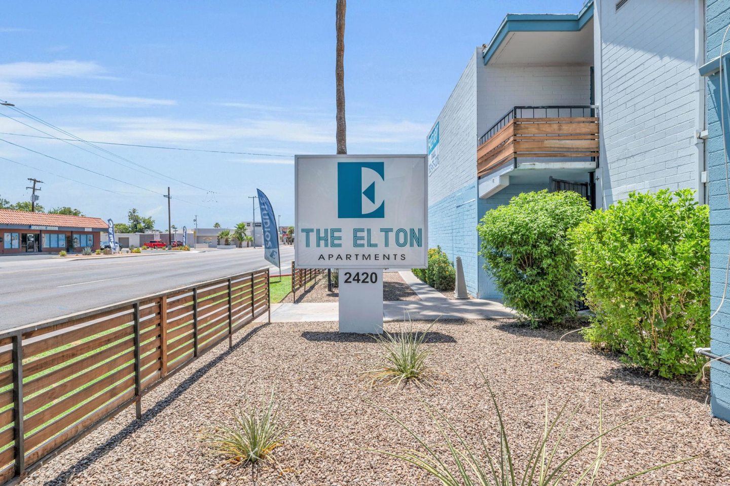 The Elton Apartment Homes Image 1