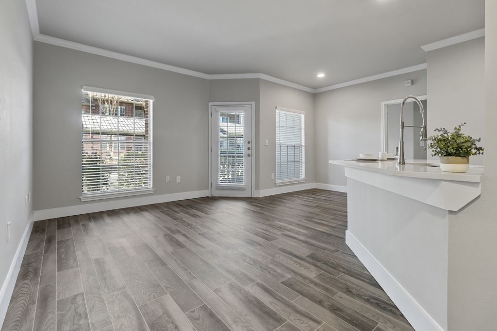 Charleston Apartment Homes Image 17