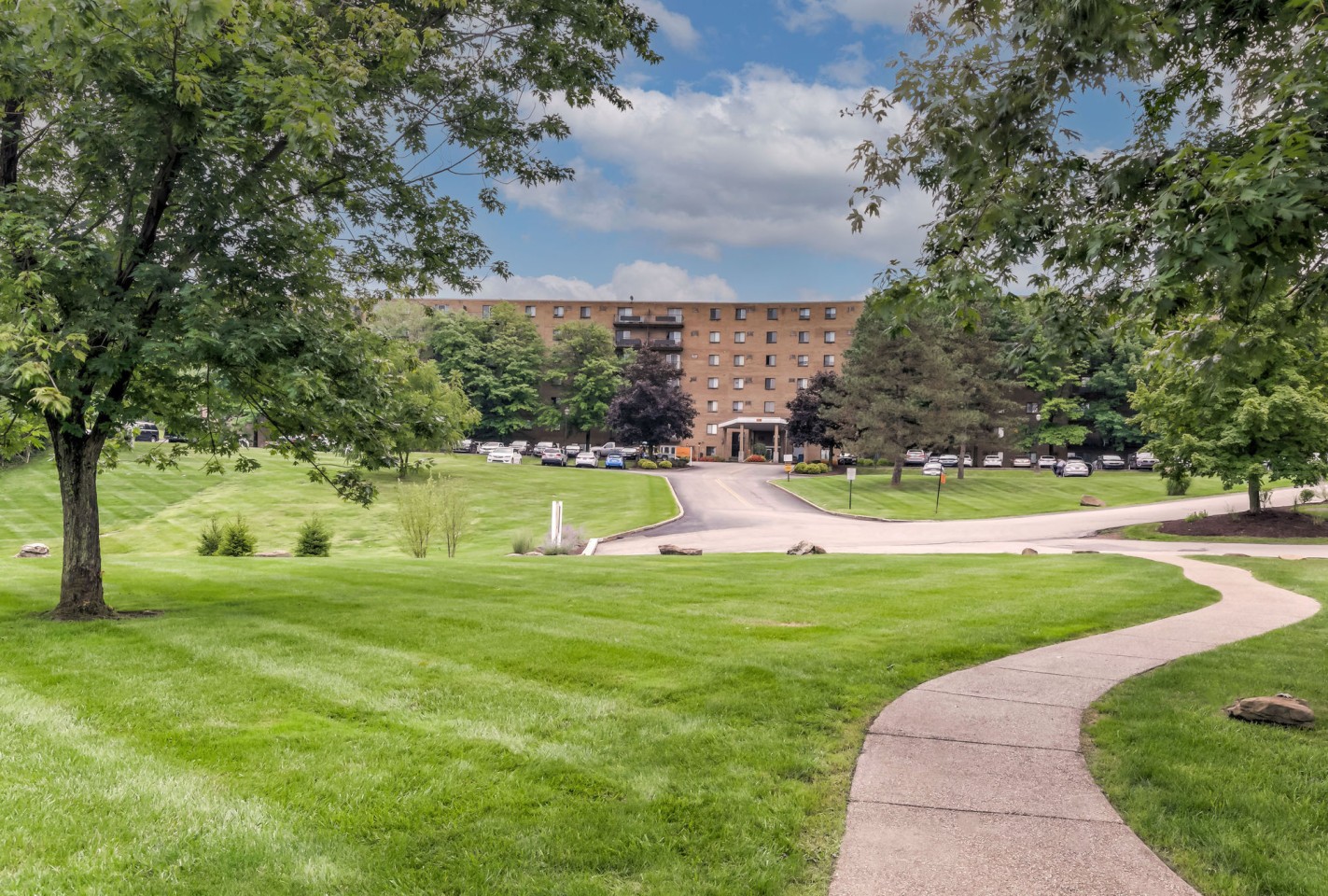 The Flats at Fox Hill Image 42