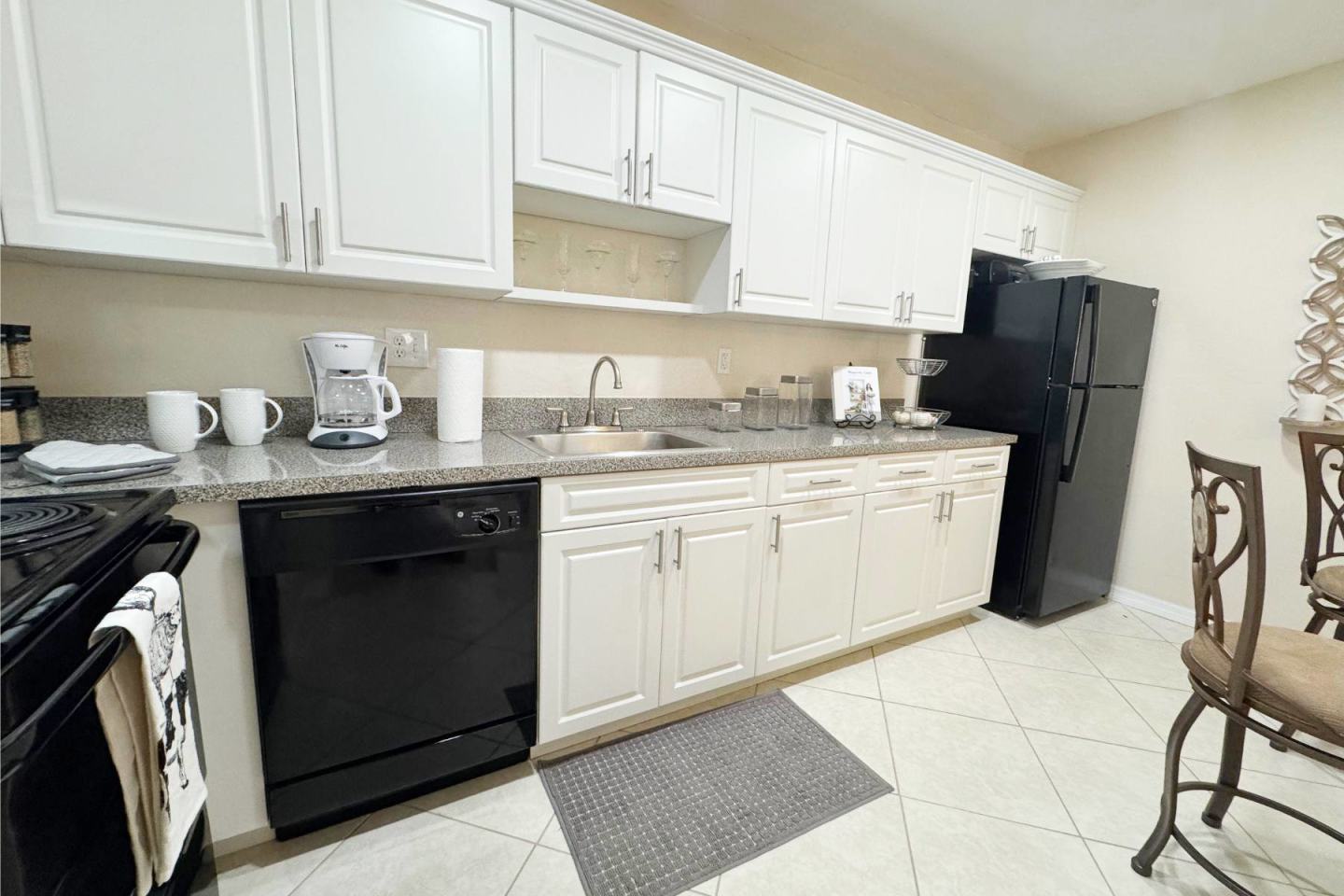 Courtyards at Miami Lakes Image 10