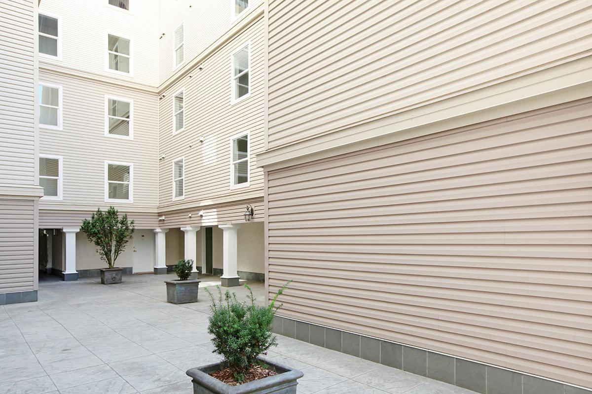Clearwater and Star Apartments Image 9