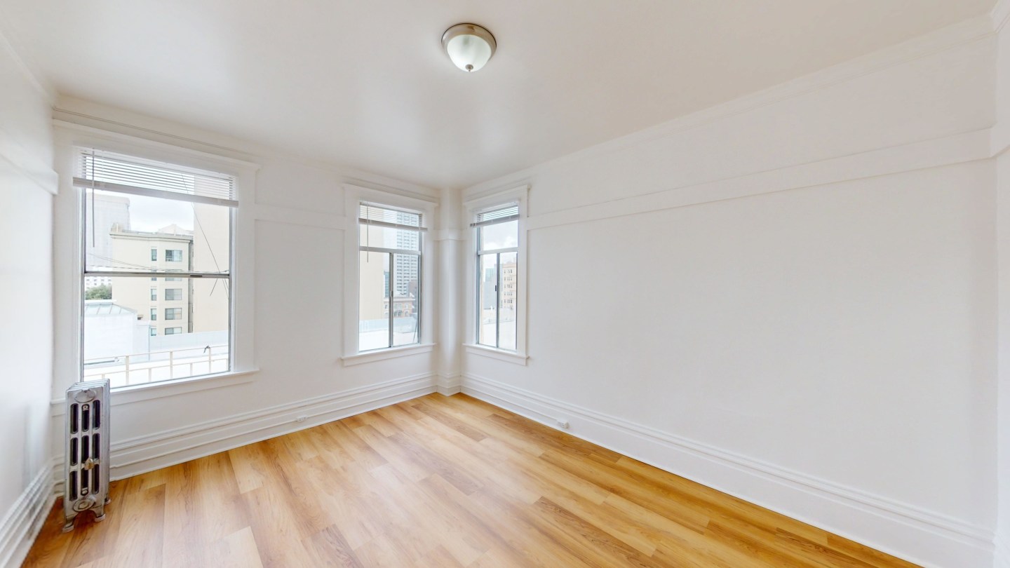 685 Geary Image 5