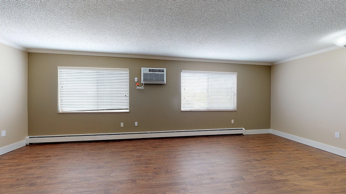 Woodmere Image 15