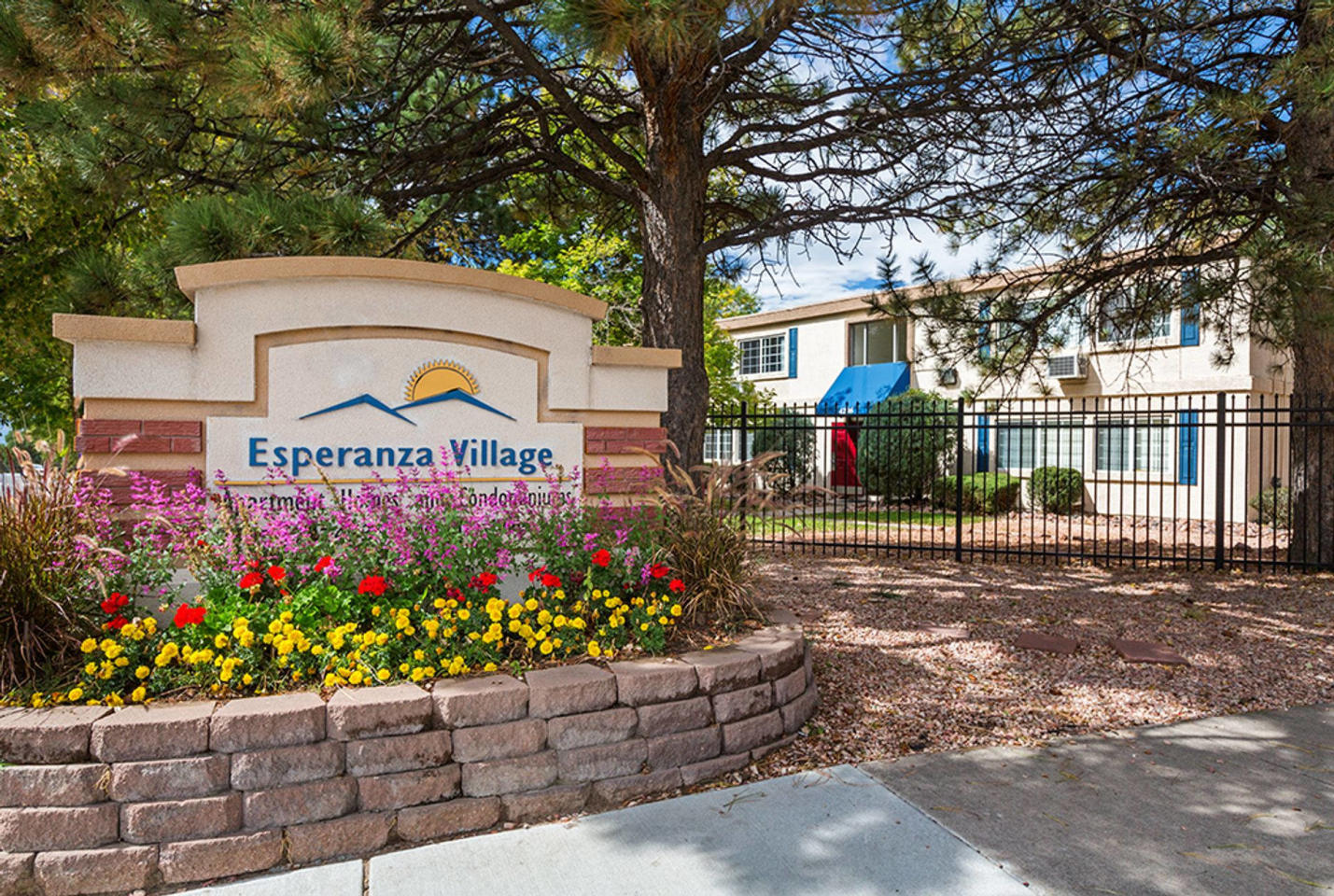 Esperanza Village Image 12
