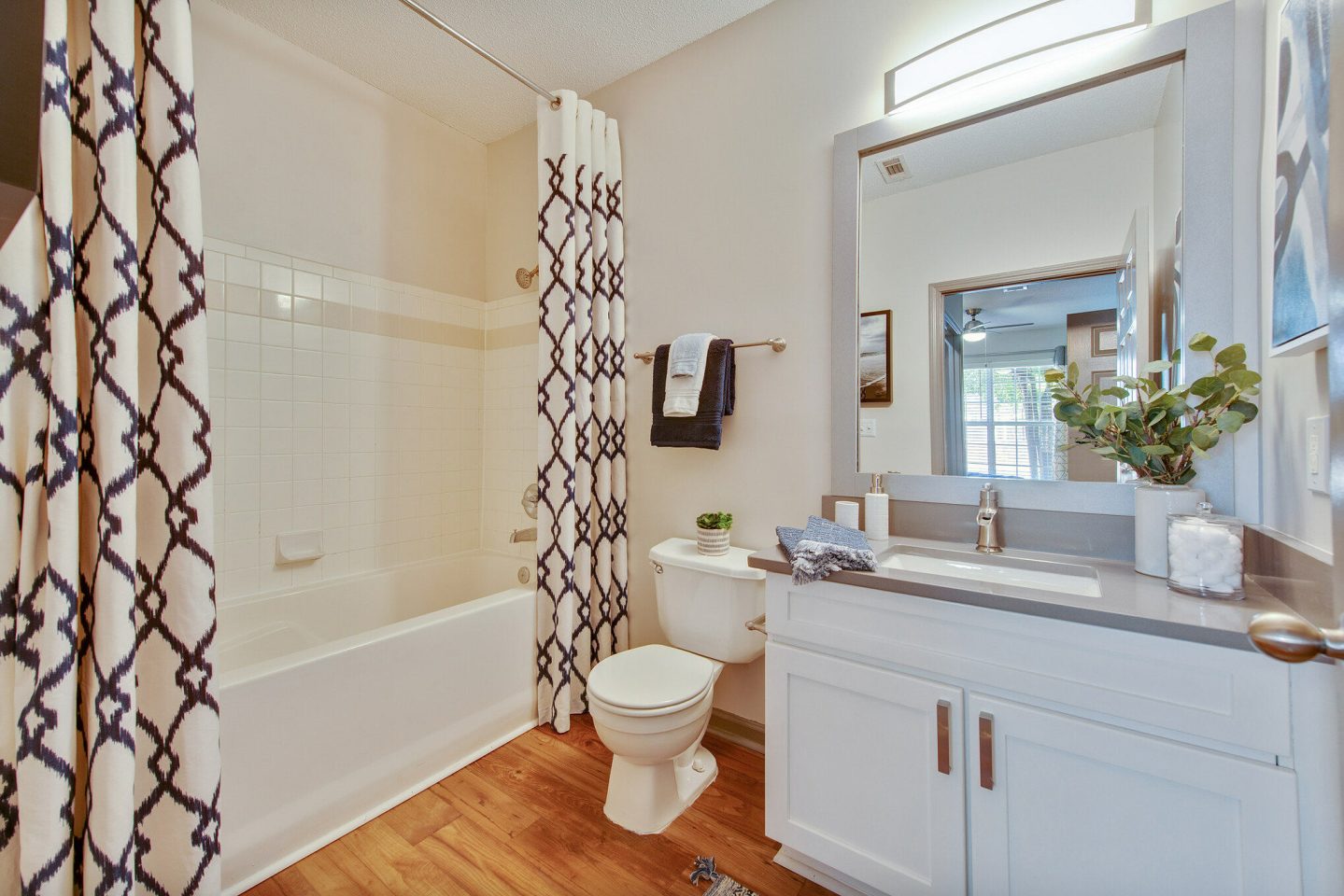 Vantage at Wildewood Apartment Homes Image 13