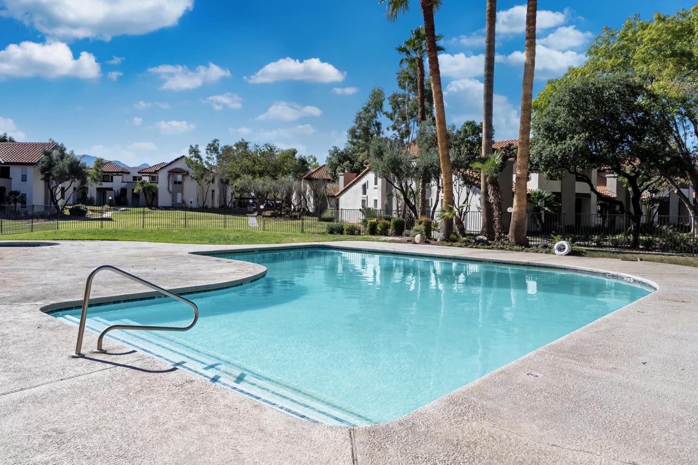 The Place at Desert Springs Image 1