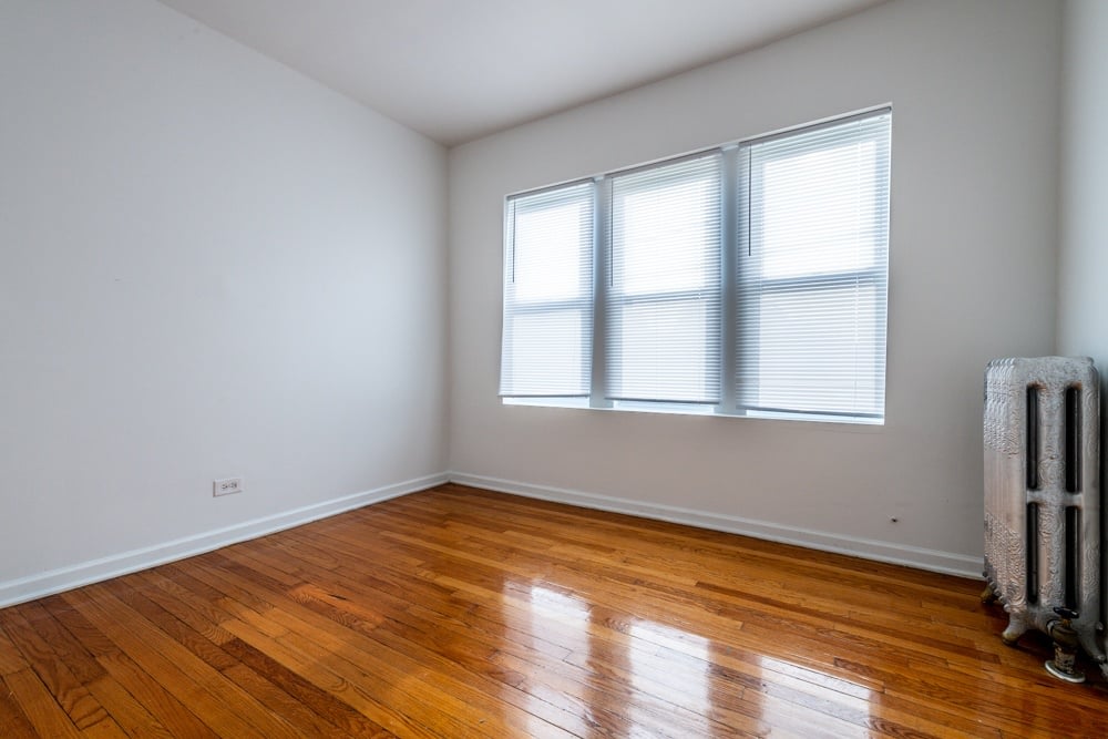 8159 S Drexel Ave Image 17
