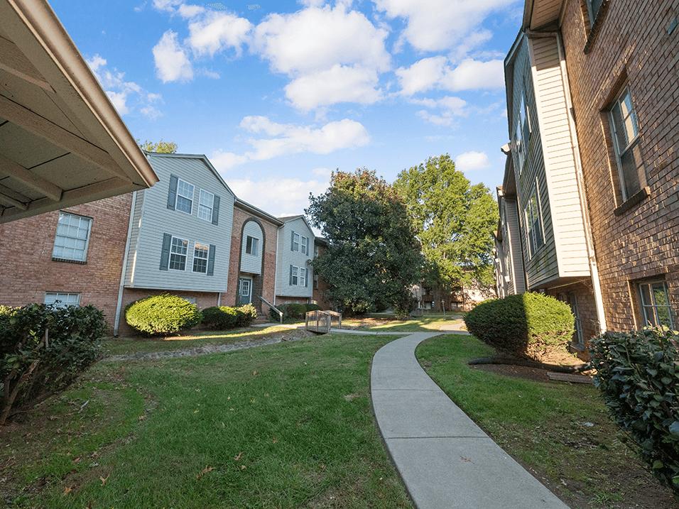 Olde Towne Village Image 14