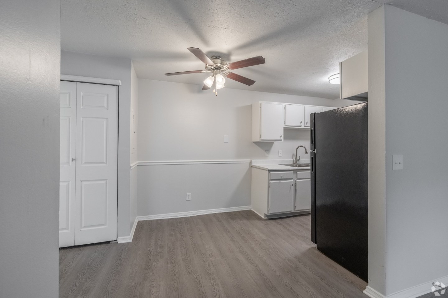 Glastonbury Woods Apartments Image 18