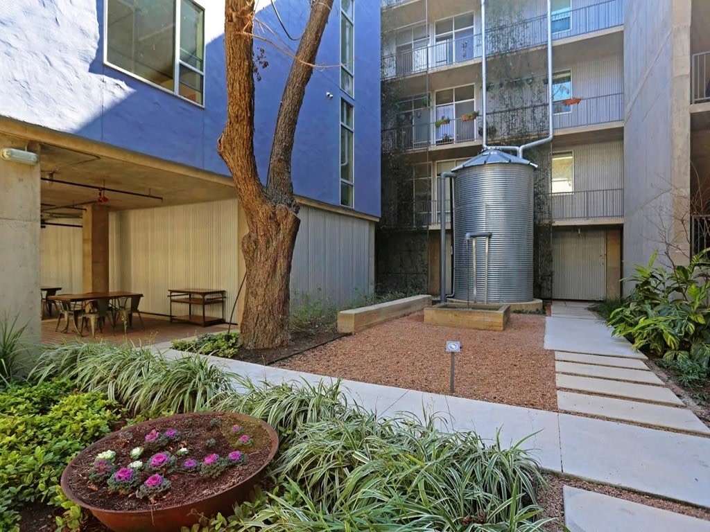 1221 Broadway Lofts Image 7
