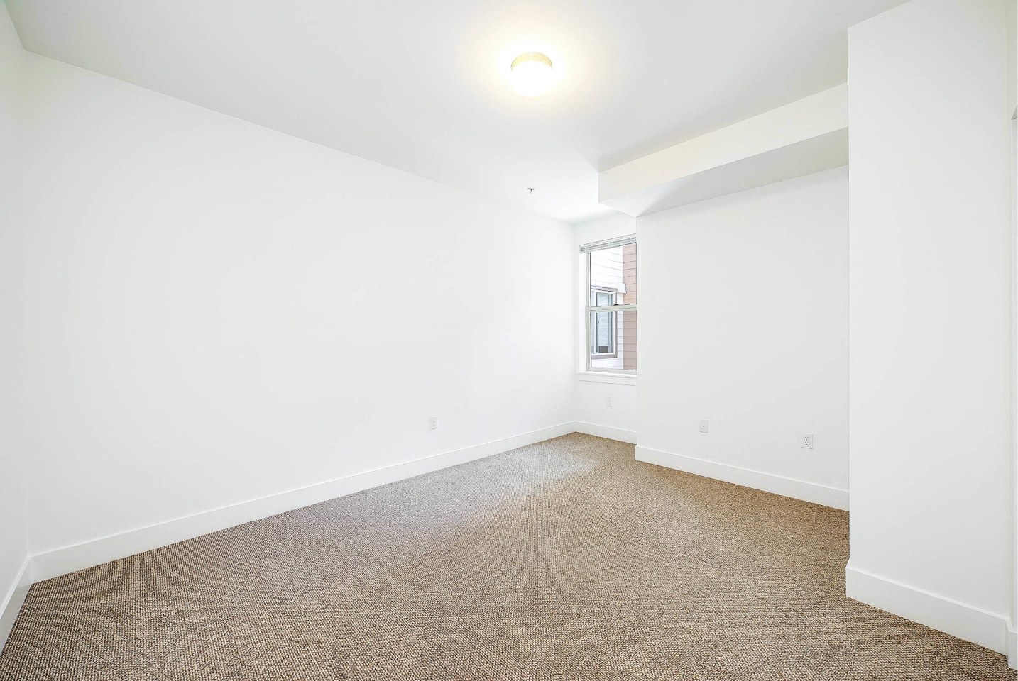 Six Oaks Apartments Image 102
