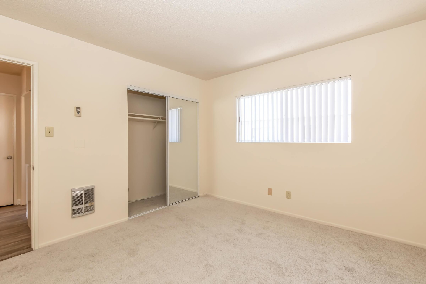 Ocean West Apartments Image 24
