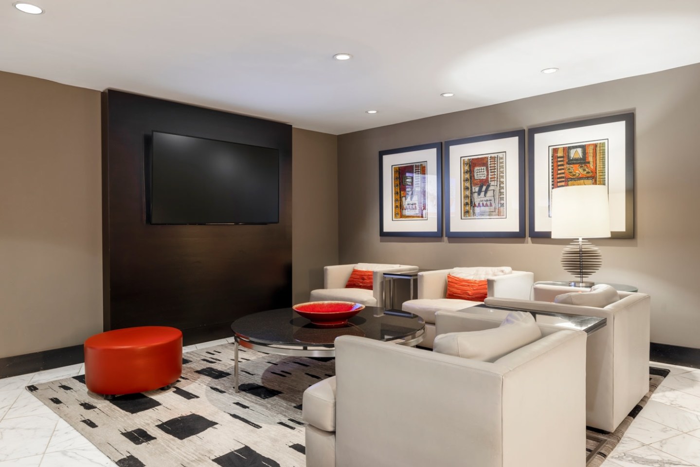 RiverHouse Image 36