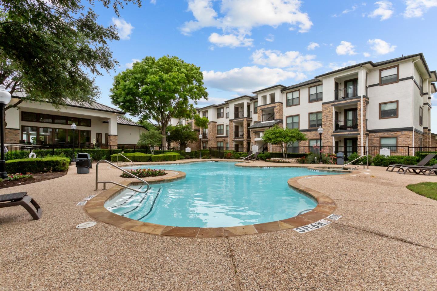 Pecan Pointe Image 13
