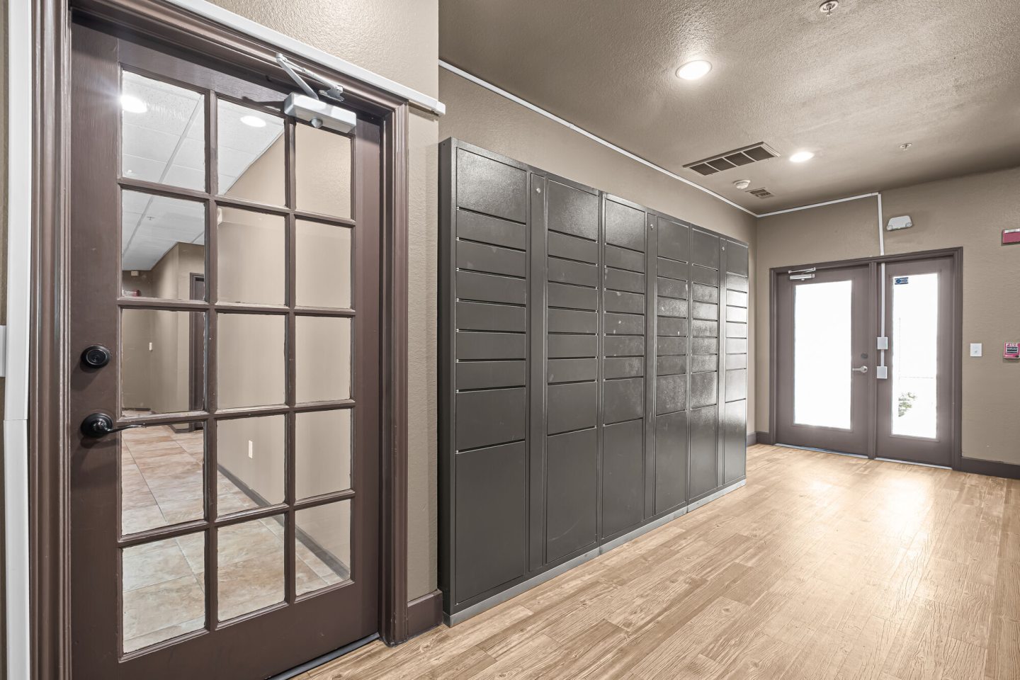 Larkin Apartment Homes Image 20