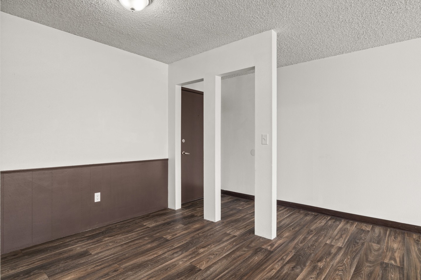 Conquistador Apartments Image 6