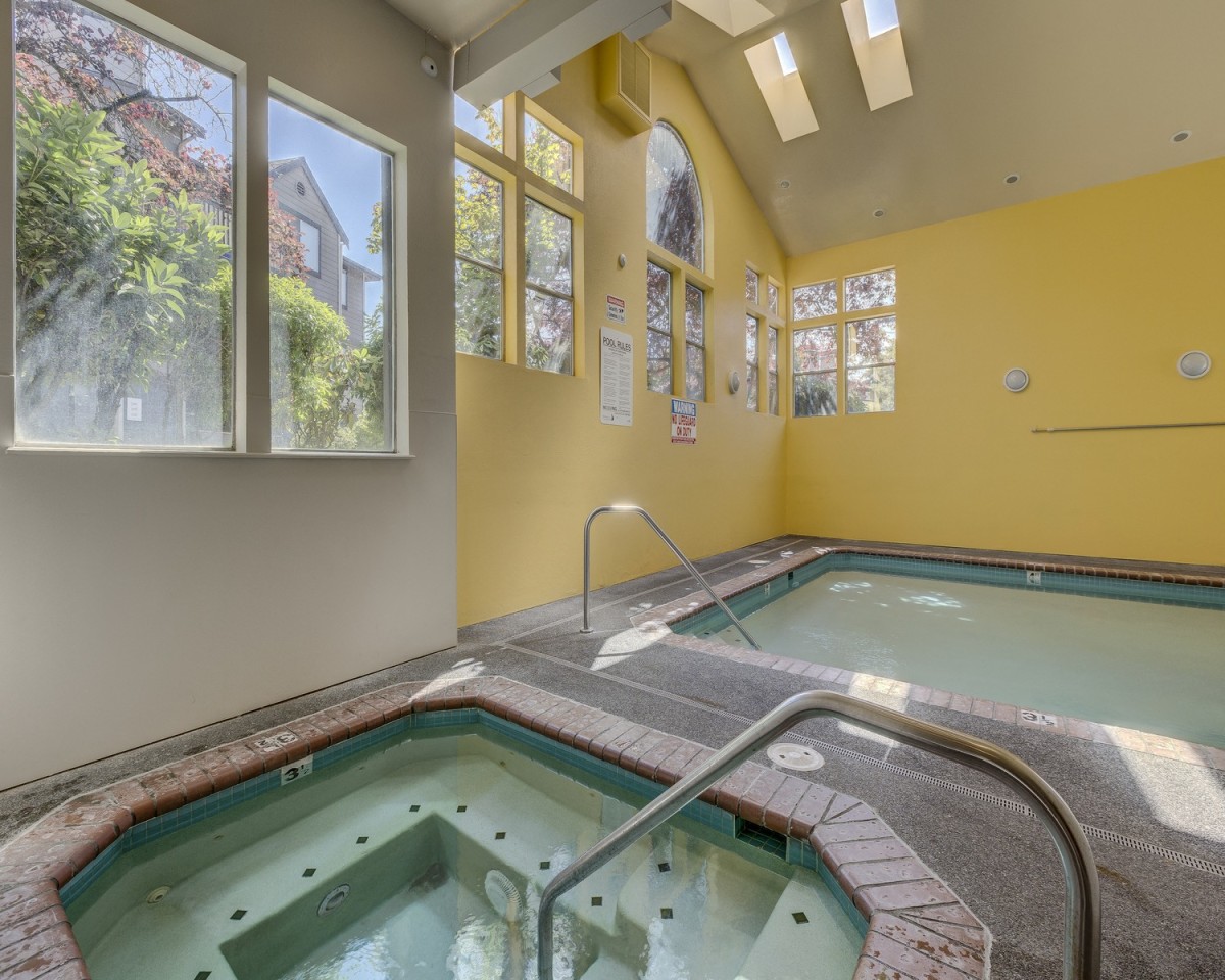 Plum Tree Park Apartments Image 13