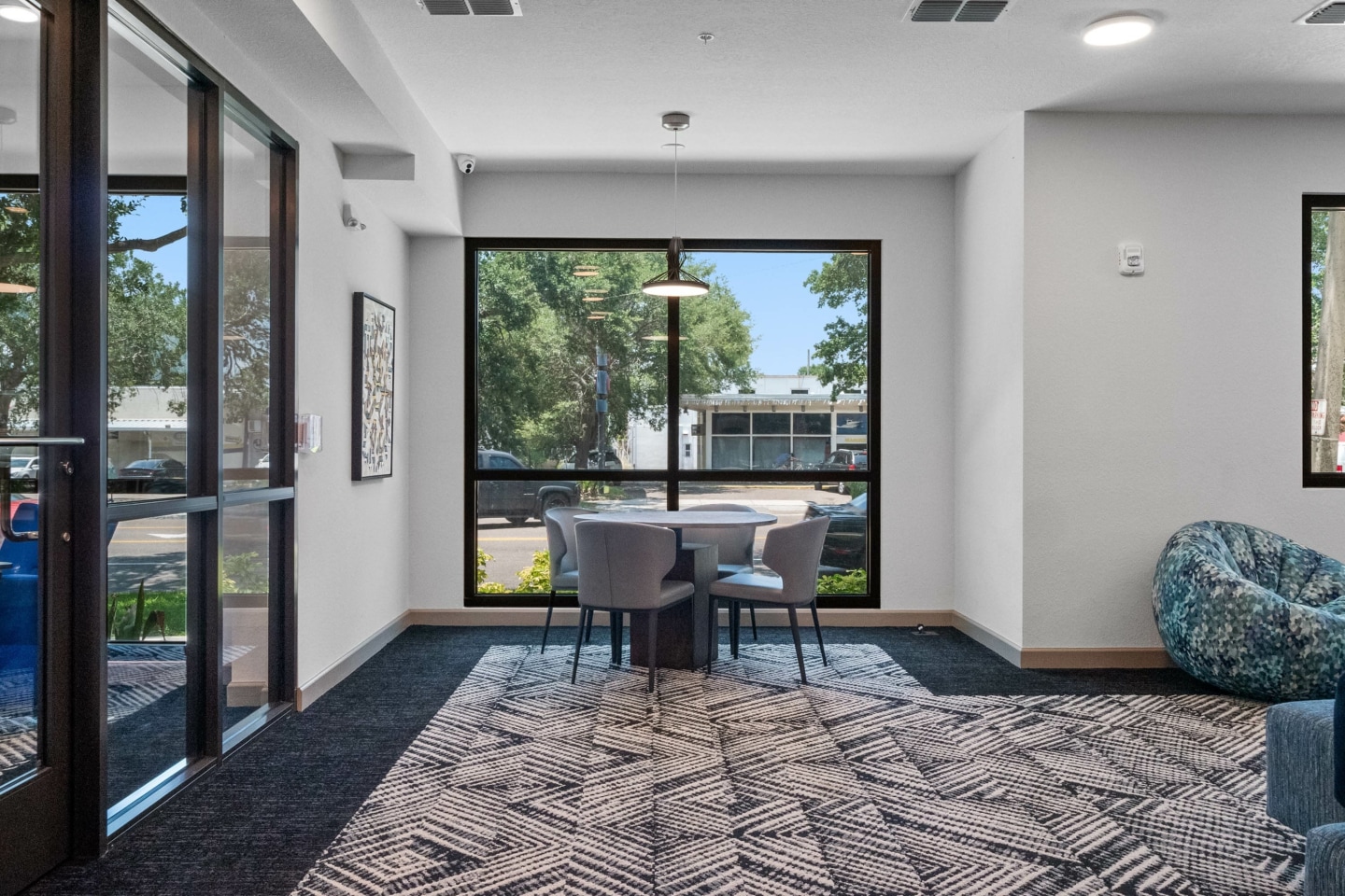 Gallery 3100 Image 38