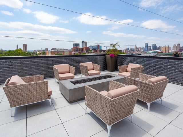 2501 Beacon Hill Image 6