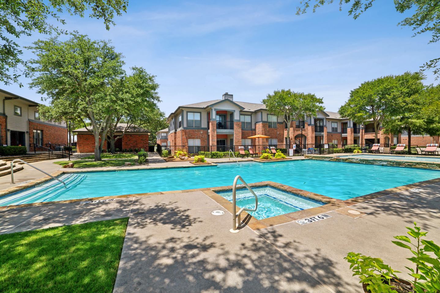 Kensington Park Apartment Homes Image 14
