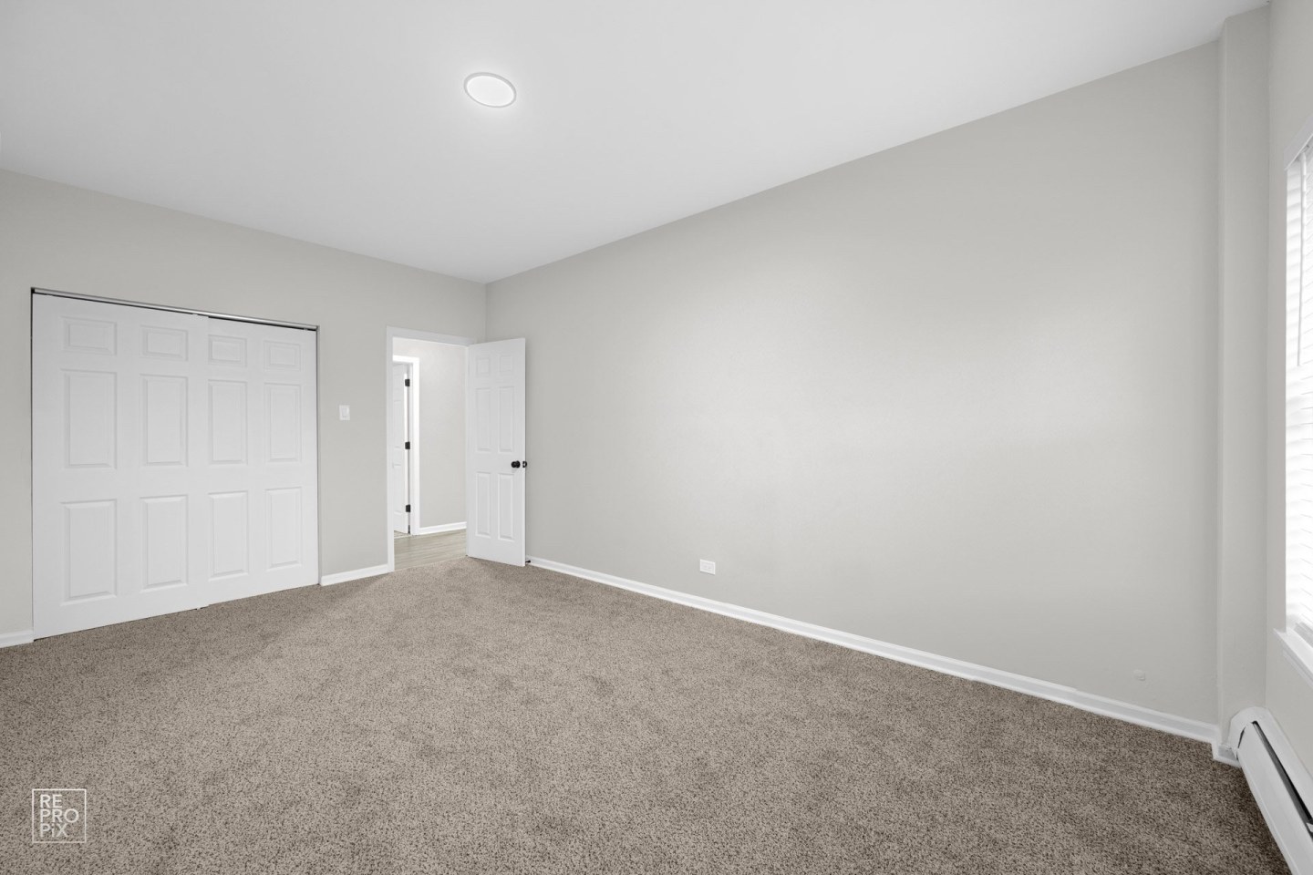 7316 S Jeffery Blvd Image 13
