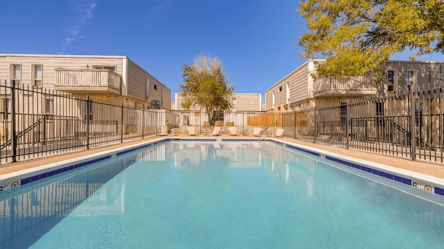 Villas on 76th Image 11