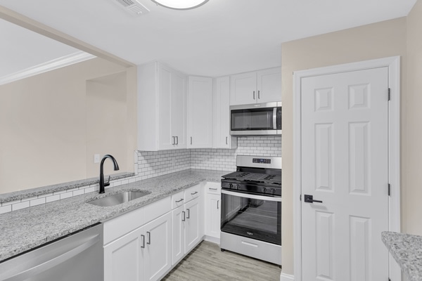 The Glen at Lafayette Hill Apartments Image 20