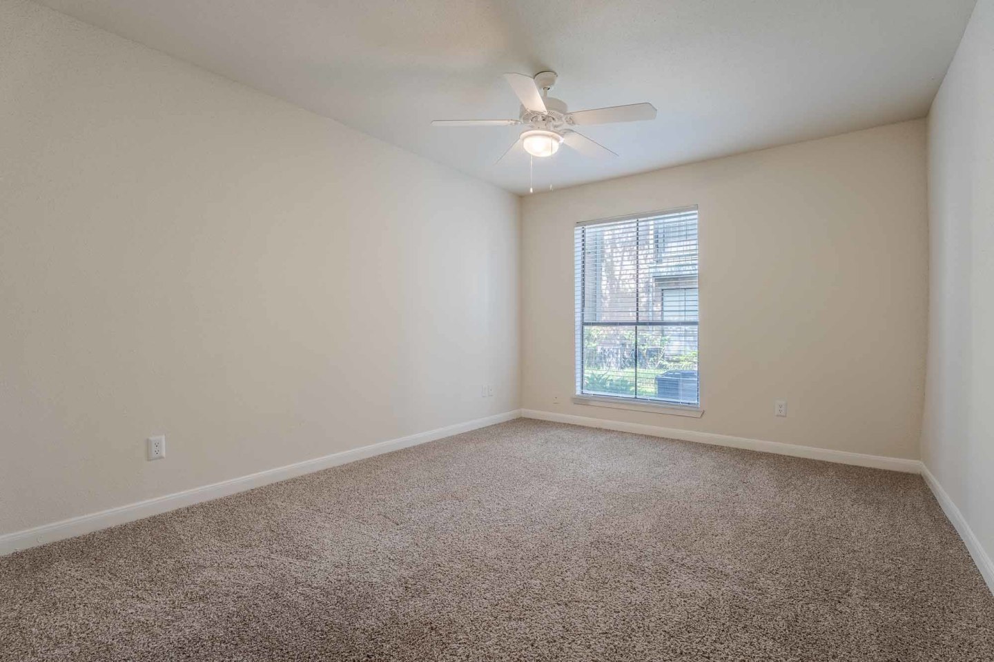 2400 Briarwest Apartments Image 19