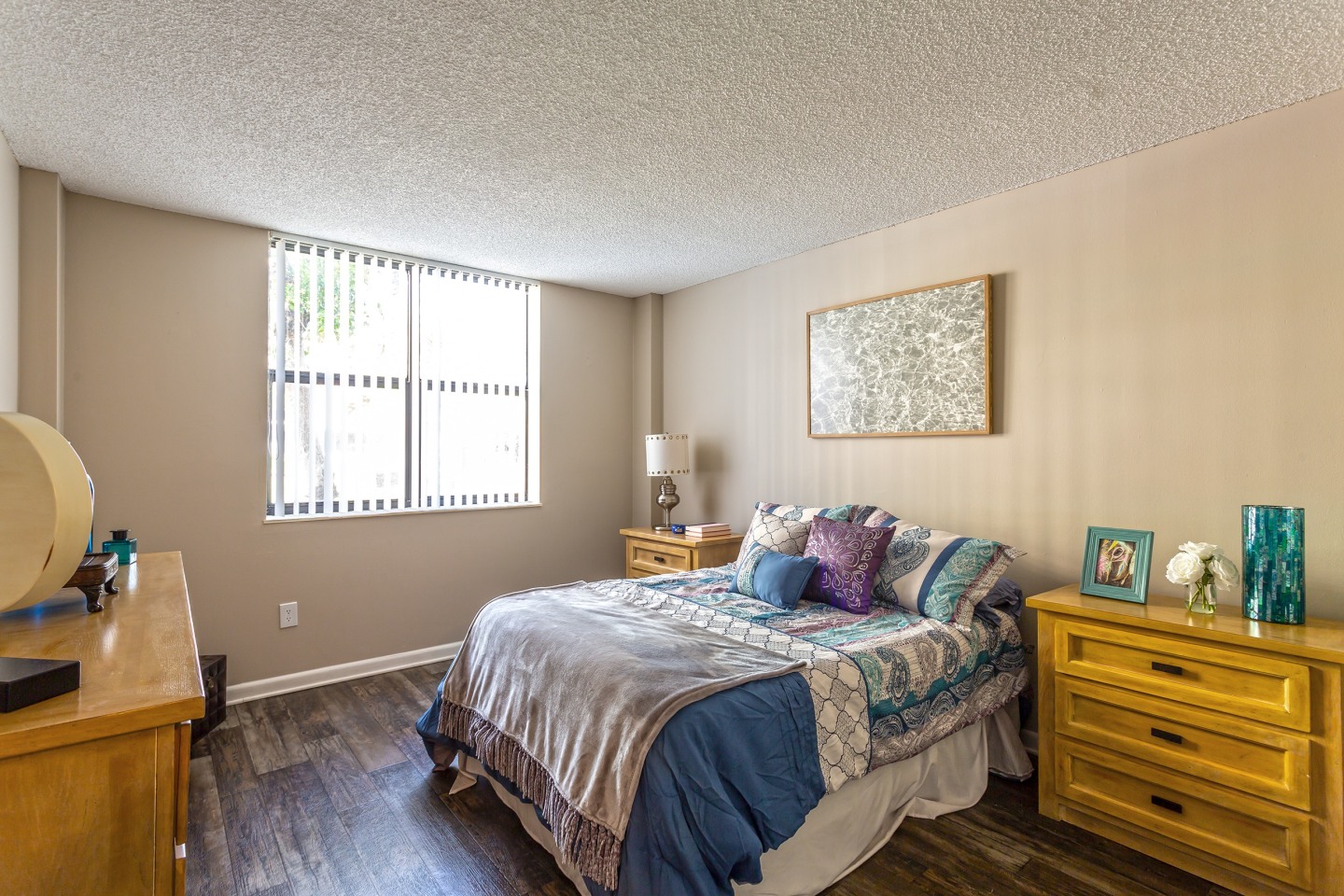 Watermarke at Biscayne Apartment Homes Image 4