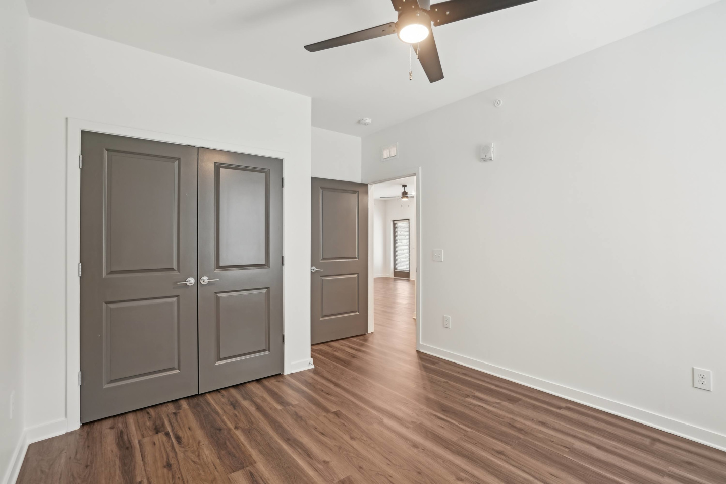 The Pullman Luxury Apartment Homes Image 30