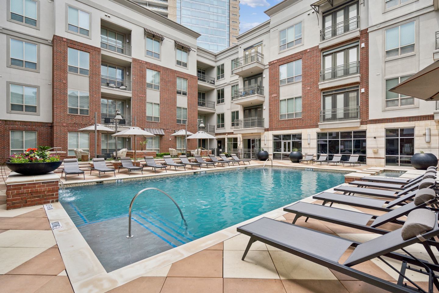 ALARA Uptown Image 8