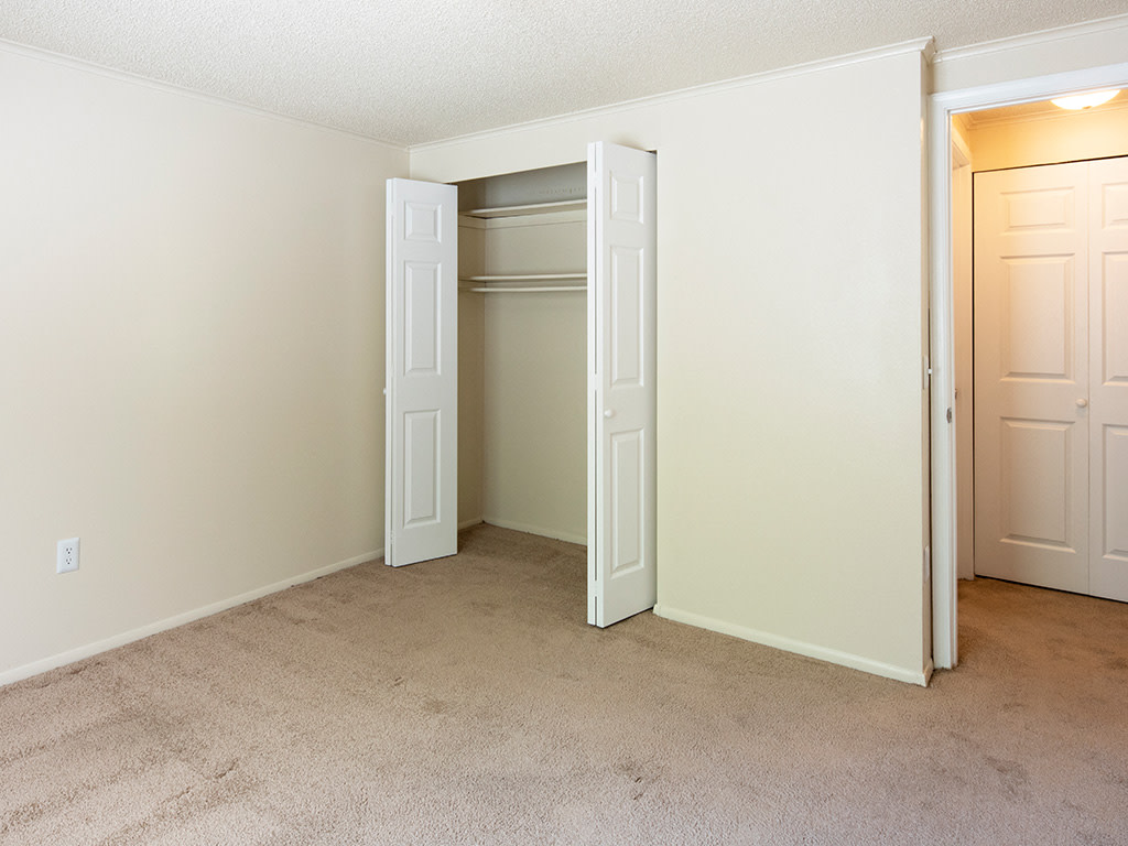 Brookdale Apartments Image 9