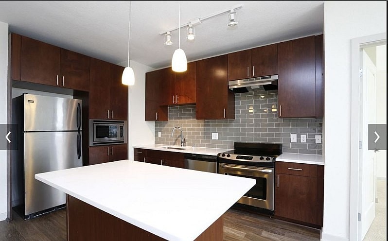 LoHi Gold Apartments Image 9
