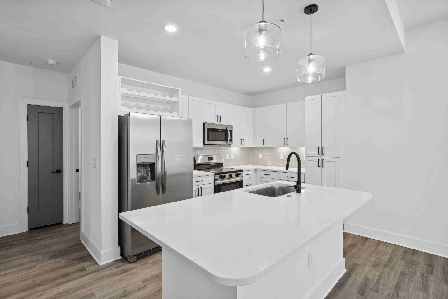 Linz Bayview Apartments Image 2