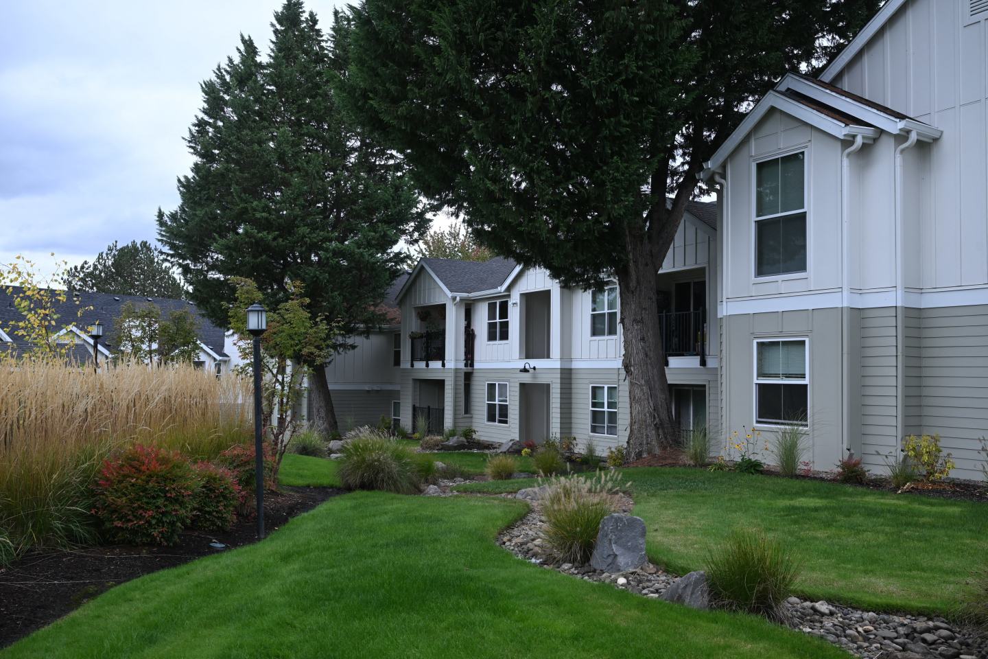 Emerald Place Image 25