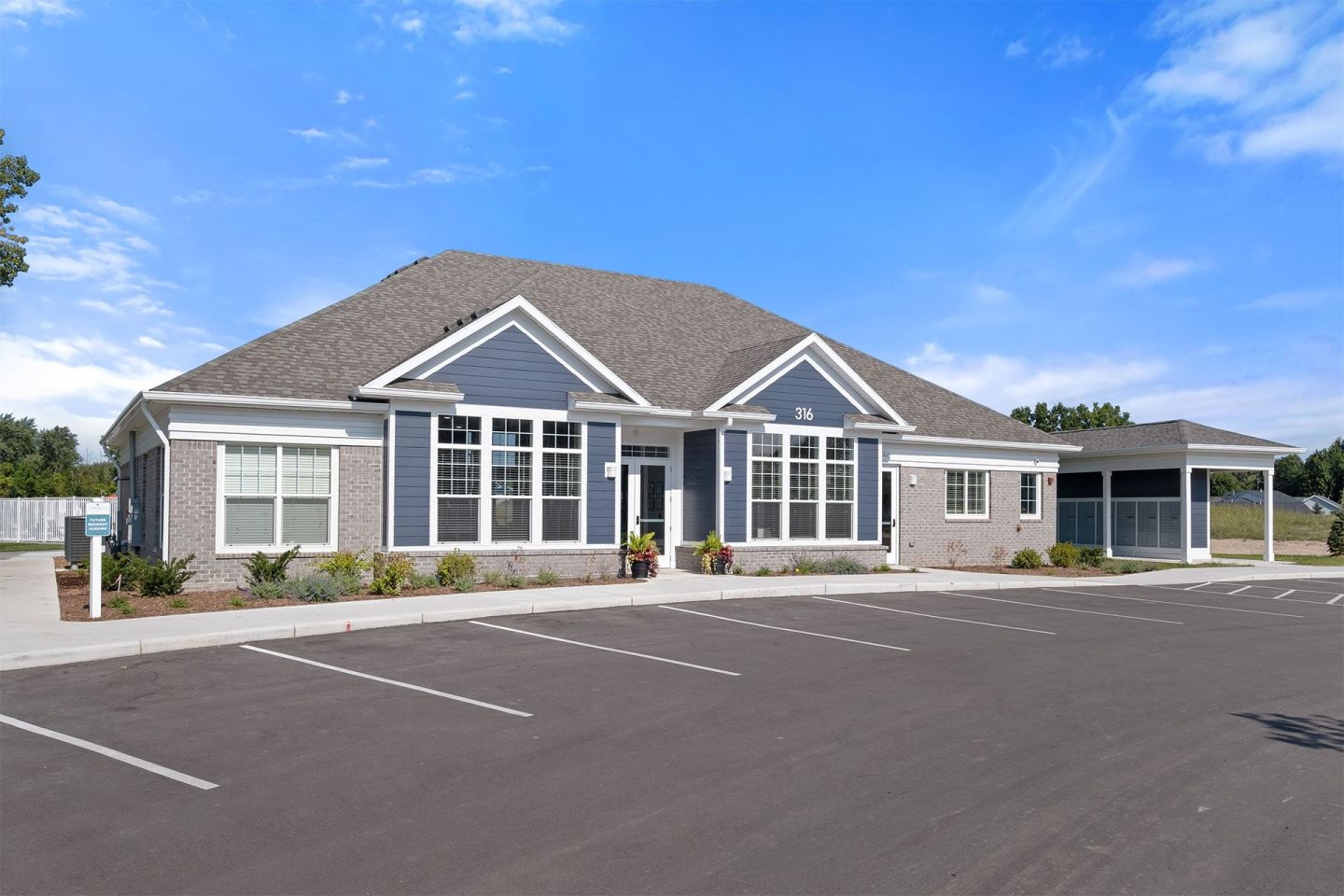 Shoreline Flats Image 49