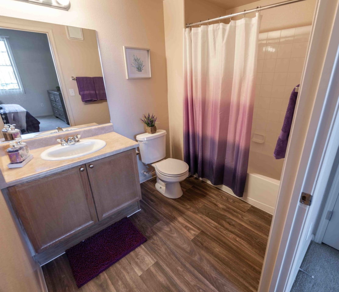 Coronado Bay Club Condo-Apartment Homes Image 6