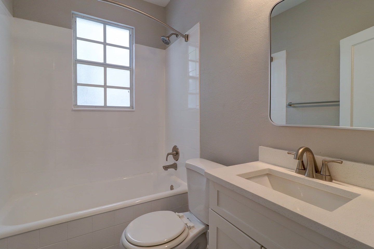 The Hyde Park Collection Image 29