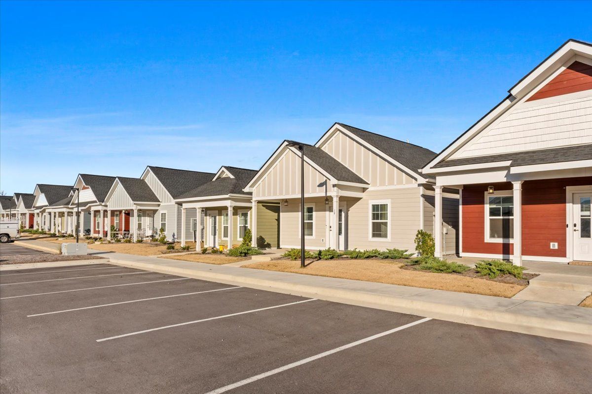 The Cottages at Oak Grove Dairy Image 32